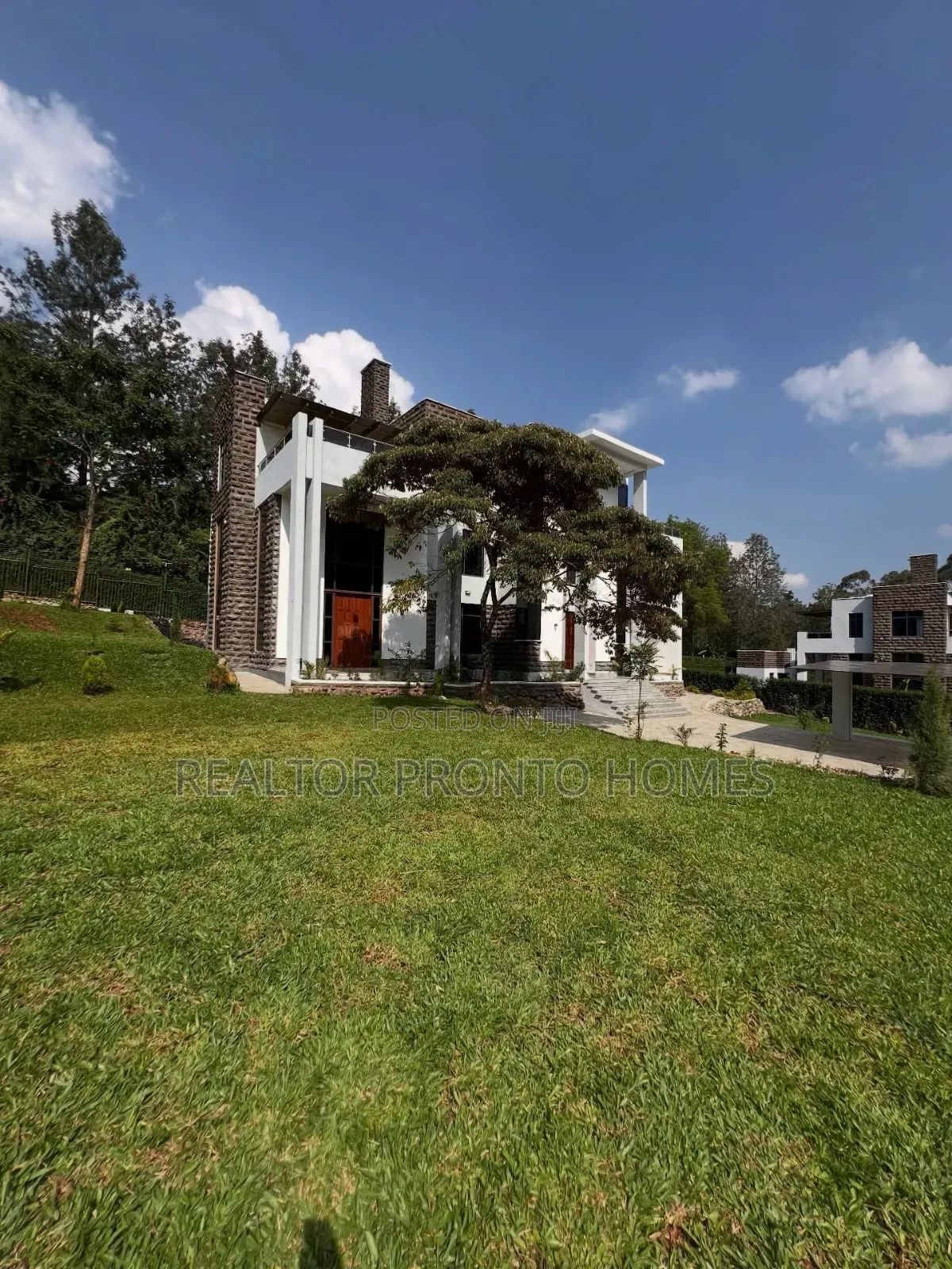 6bdrm Villa in Karen, Hardy for sale in Hardy