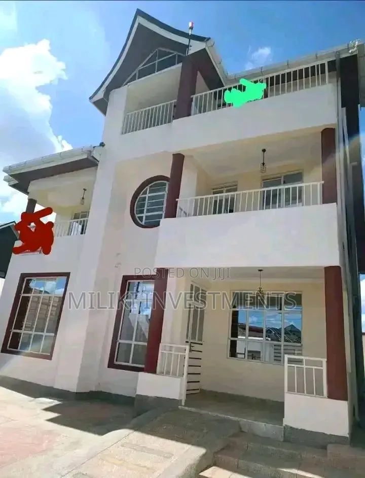 5bdrm Maisonette in Membley for sale in Membley Estate