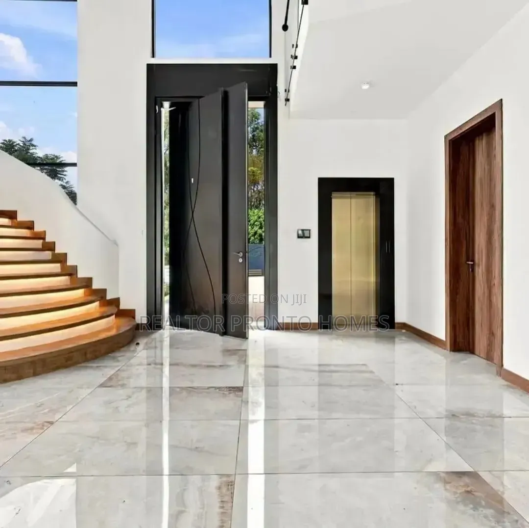 5bdrm House in Nyari for sale in Nyari