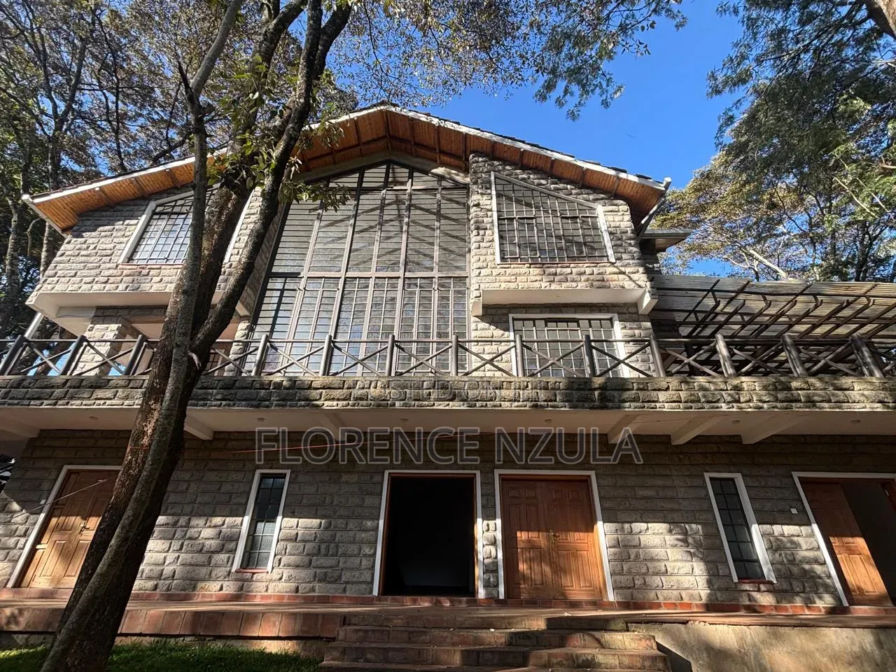 6bdrm House in Hardy for sale in Hardy