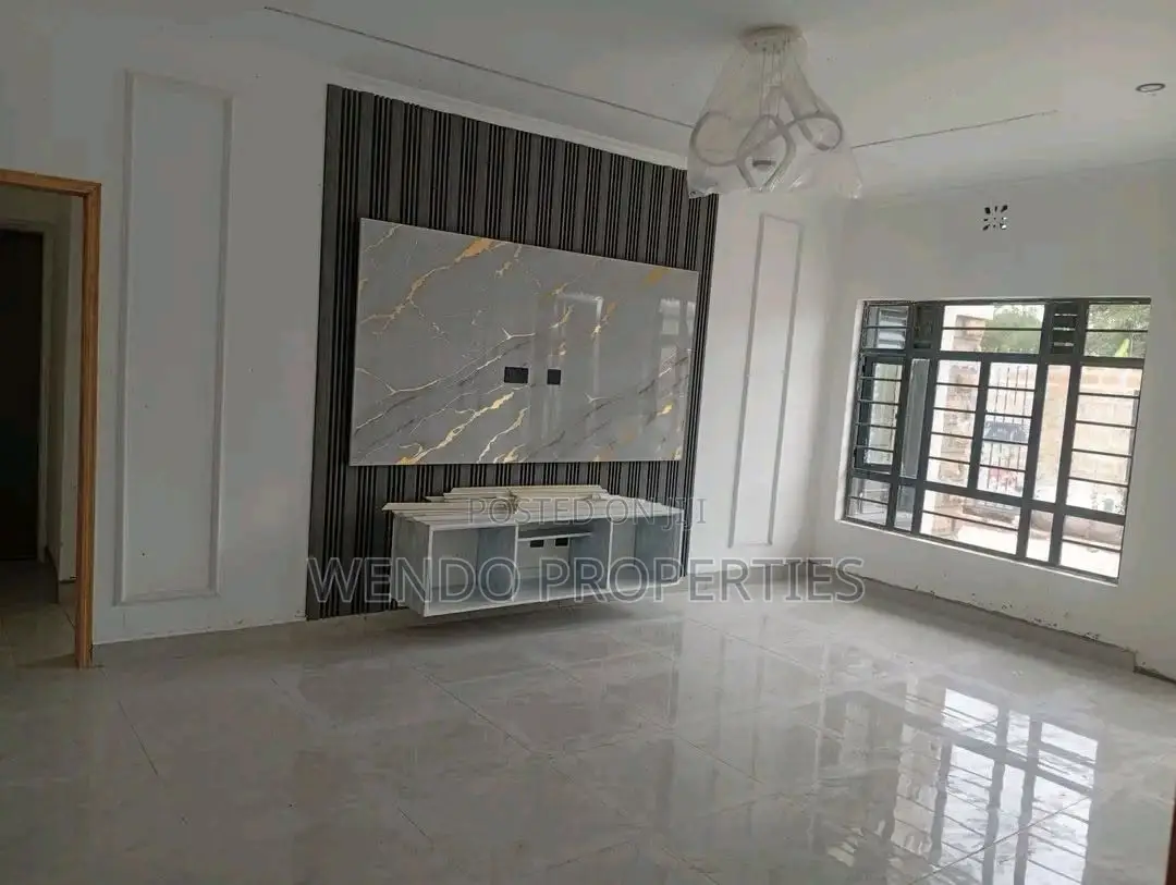 4bdrm Bungalow in Matasia for sale in Matasia