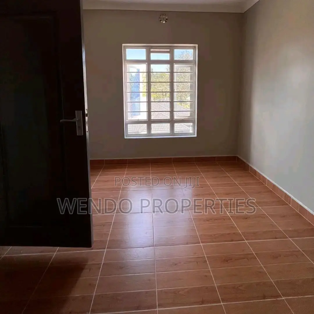 4bdrm Maisonette in Ol Keri for sale in Ol Keri