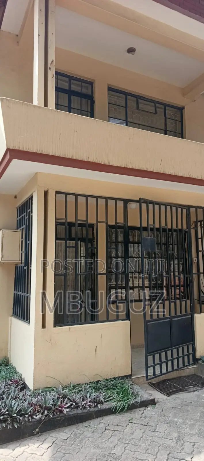 9bdrm Maisonette in South C for sale in South C