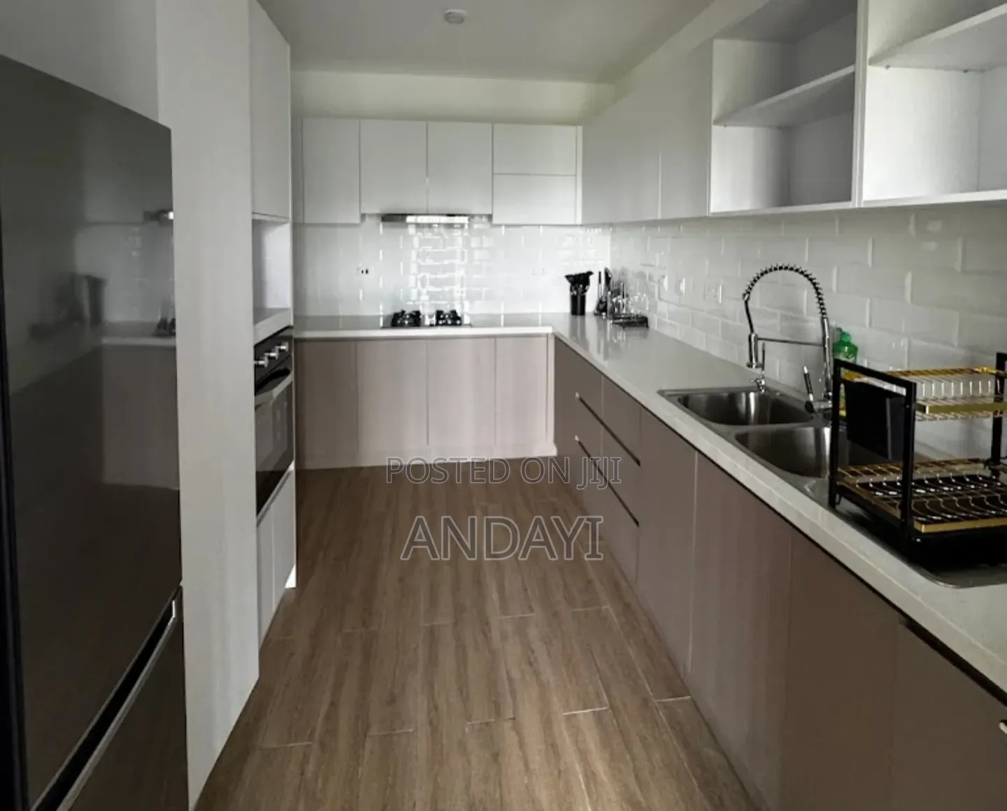 3bdrm Apartment in Kileleshwa for sale in Kileleshwa