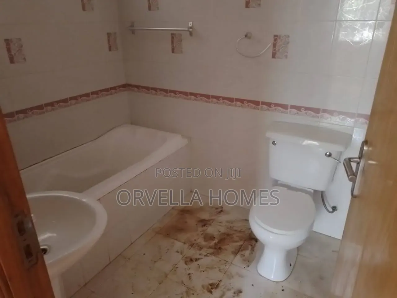 4bdrm Block of Flats in Lavington, Valley Arcade for rent in Valley Arcade
