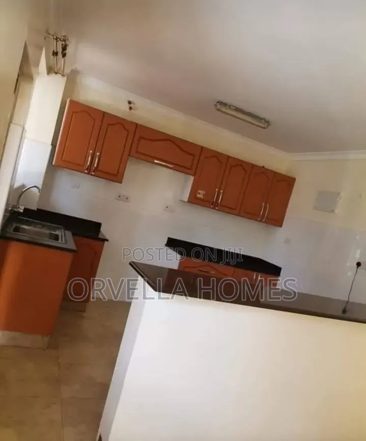 3bdrm Block of Flats in Lavington, Valley Arcade for rent in Valley Arcade