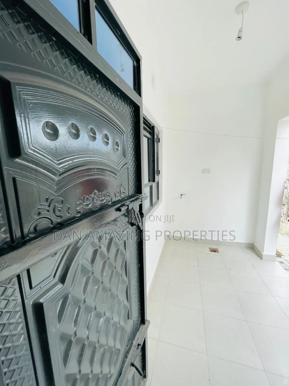 3bdrm Bungalow in Roimen Plus Dsq, Matasia for sale in Matasia