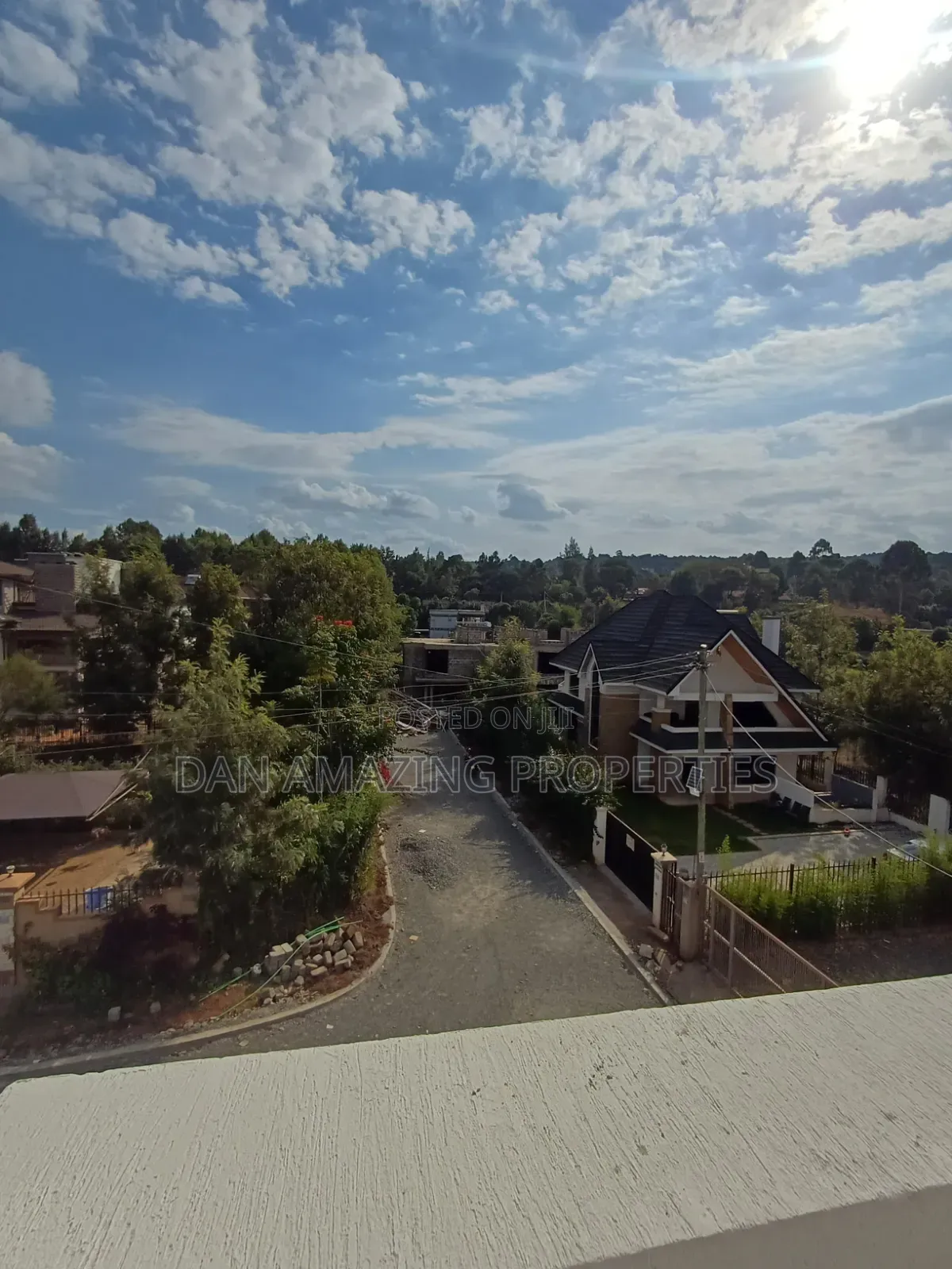 4bdrm Maisonette in Drive 22, Kerarapon for sale in Kerarapon