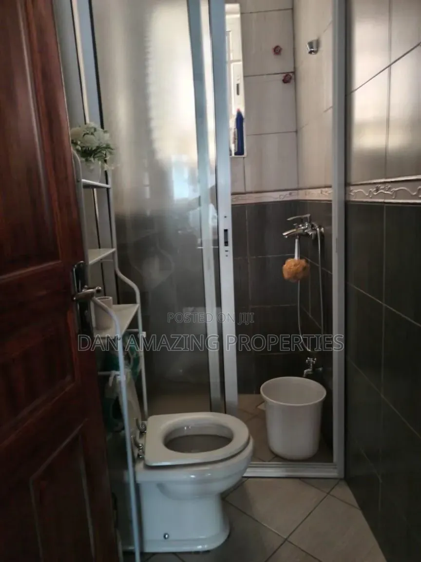 6bdrm Townhouse/Terrace in Sossian Estate, Komarock for sale in Komarock