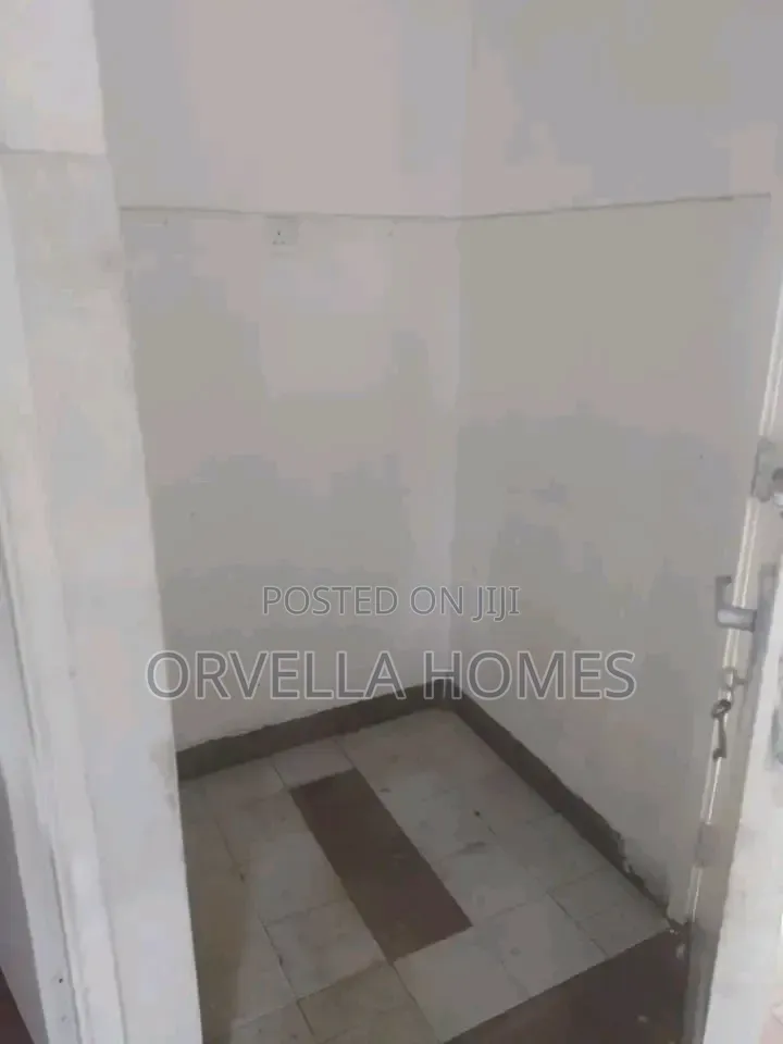 3 Bedrooms Commercial Office to Let in Kilimani in Hurlingham