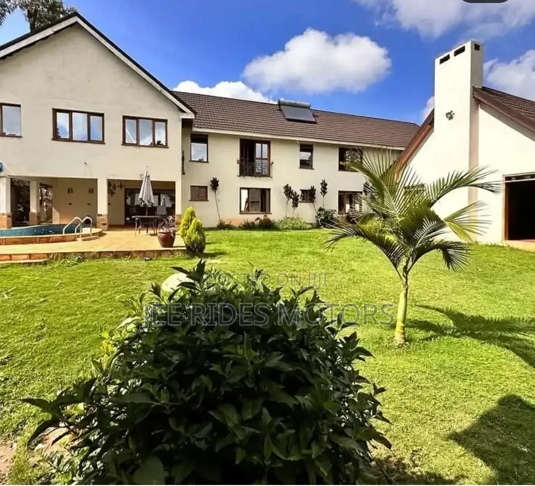 Furnished 7bdrm Mansion in Ridgeways for sale in Ridgeways