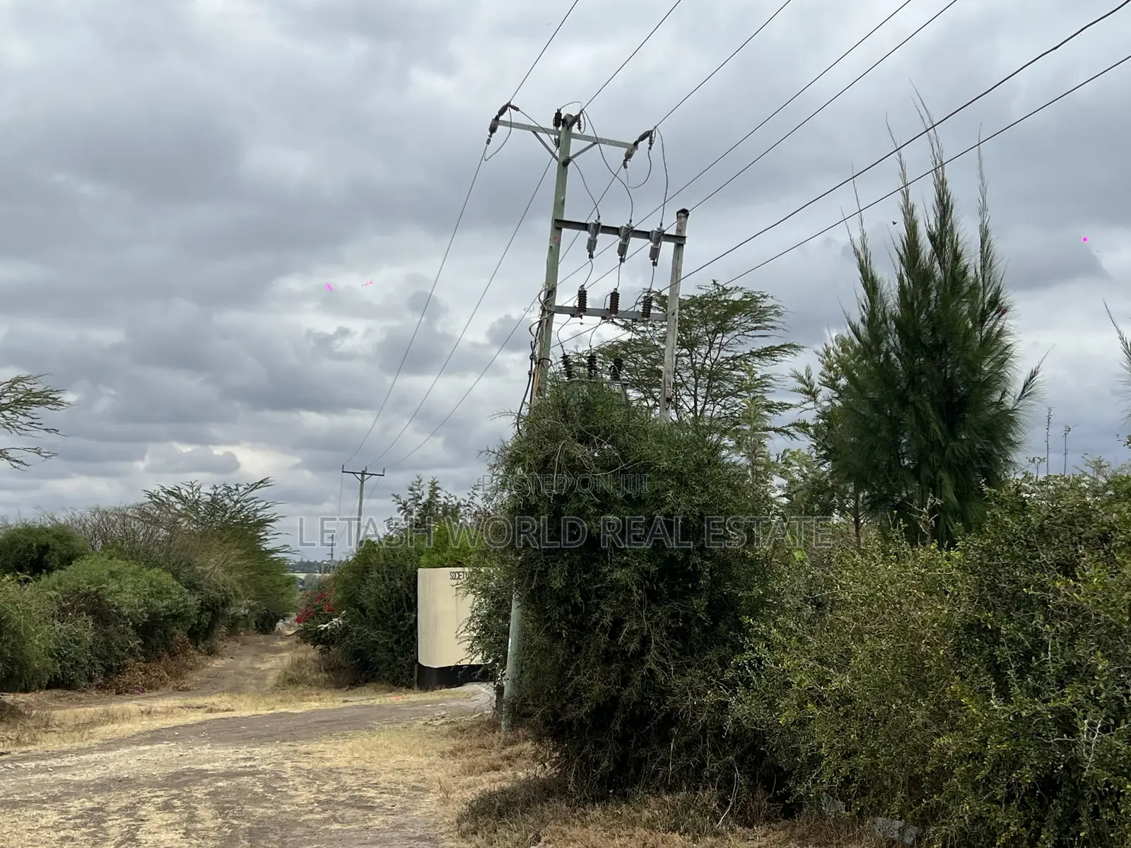 Prime 100by 100 Plots in Kitengela Enkasiti in Kitengela