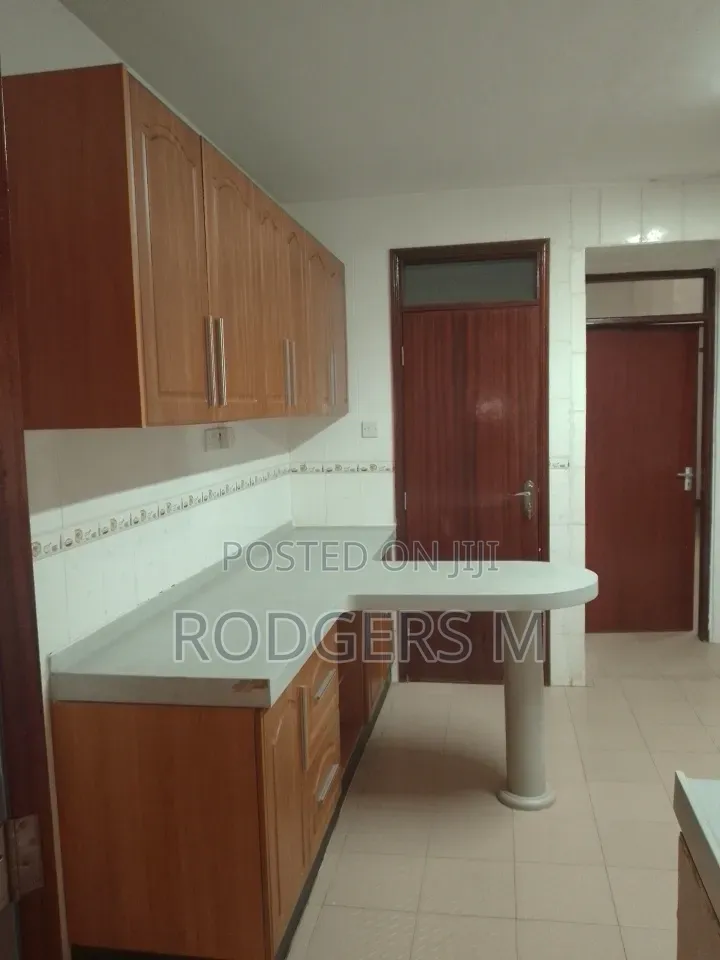 3bdrm Apartment in Riverside Drive for rent in Riverside Drive