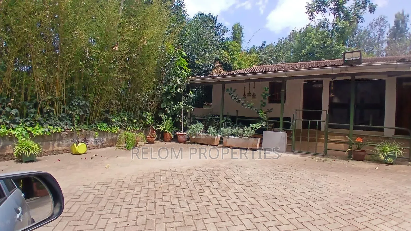 4bdrm Bungalow in Karen for rent in Karen