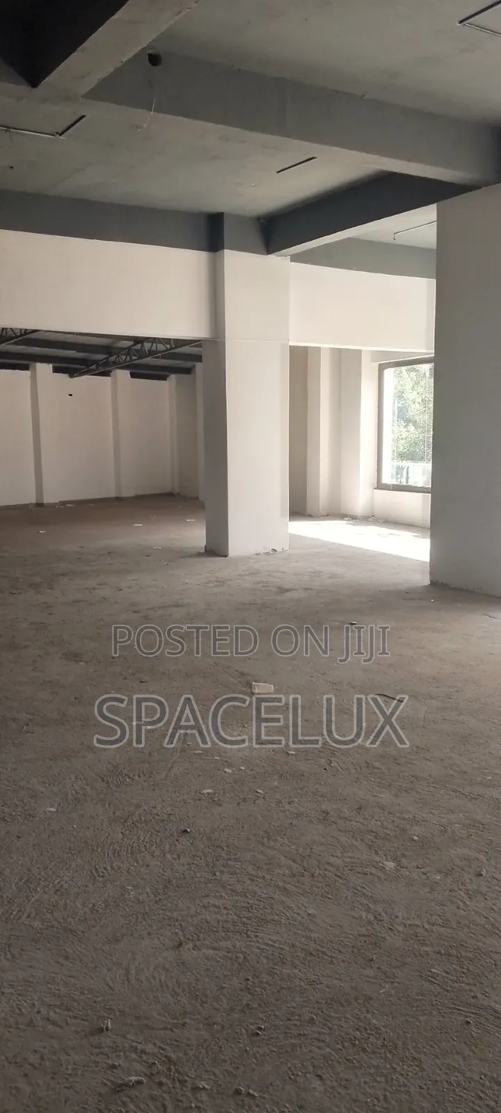 Showroom/Supermarket Space in Hurlingham