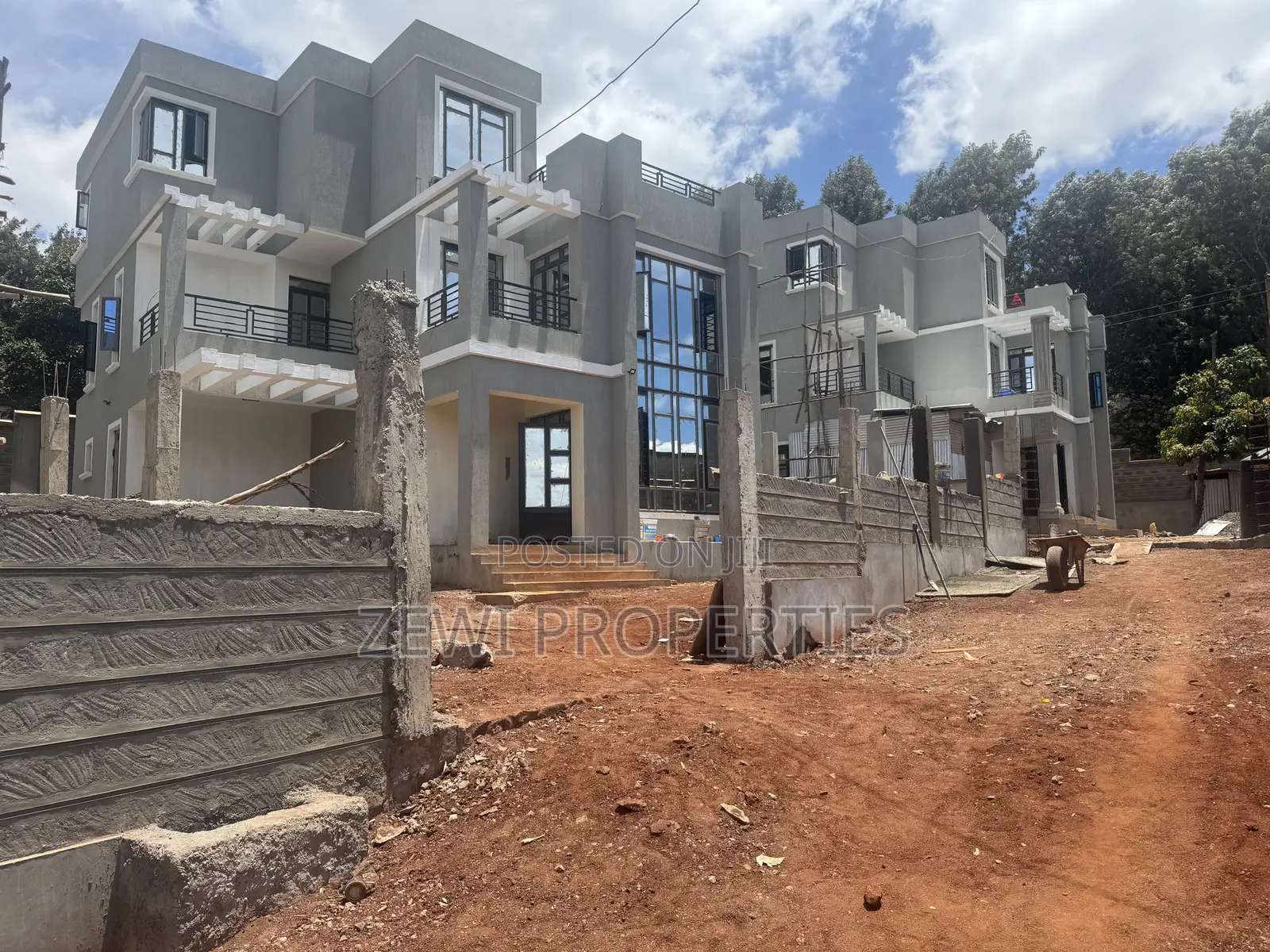 4bdrm Maisonette in Kibiku for sale in Kibiku