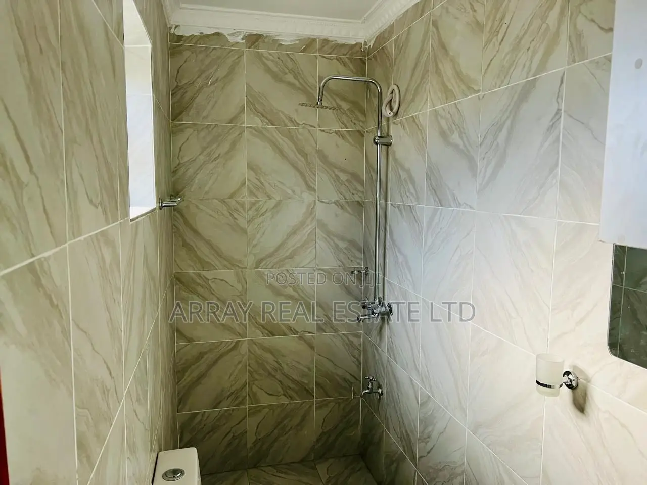 3bdrm Bungalow in Kalimoni for sale in Kalimoni