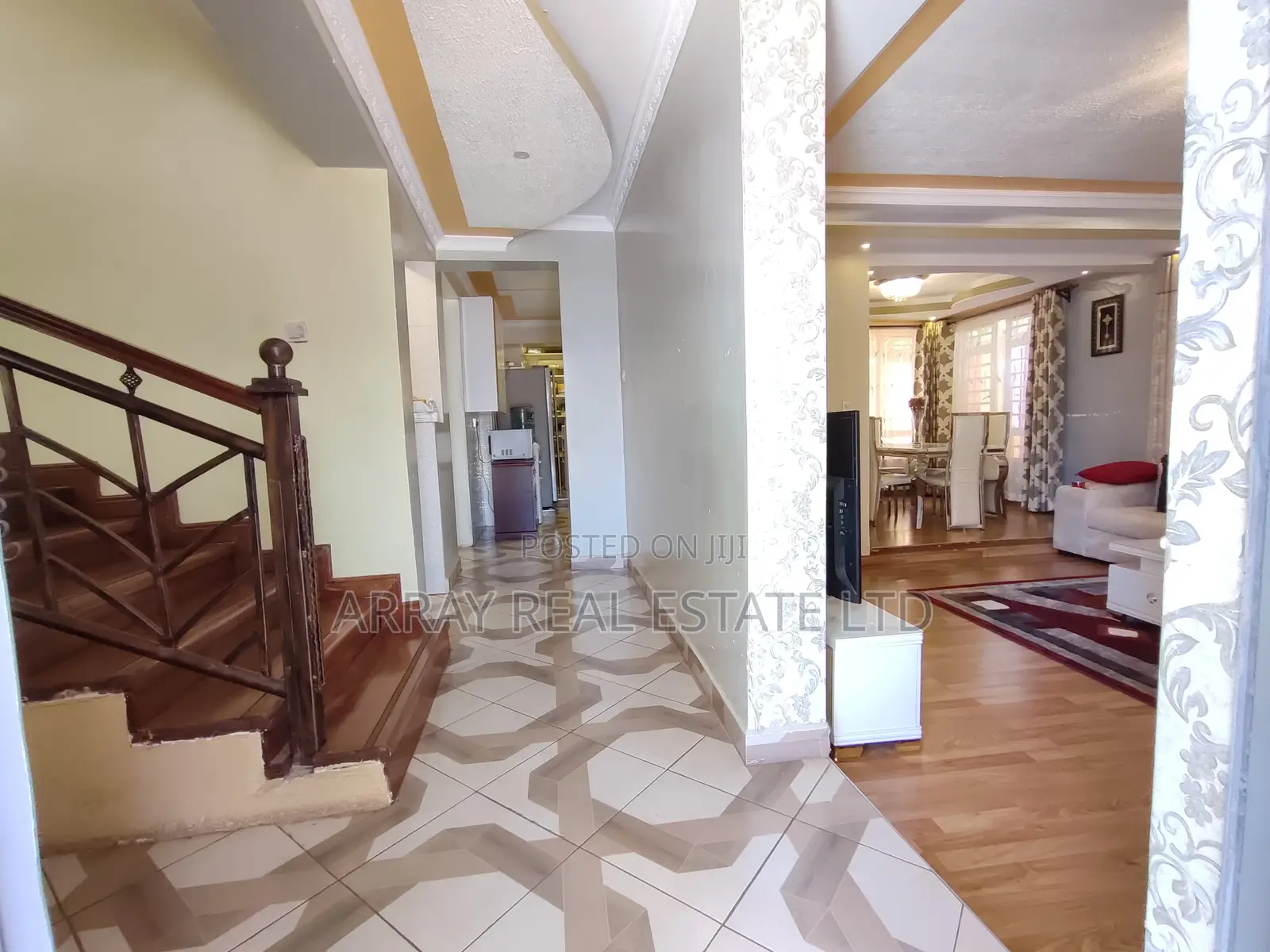 5bdrm Maisonette in RedSoil Estate for sale in RedSoil Estate