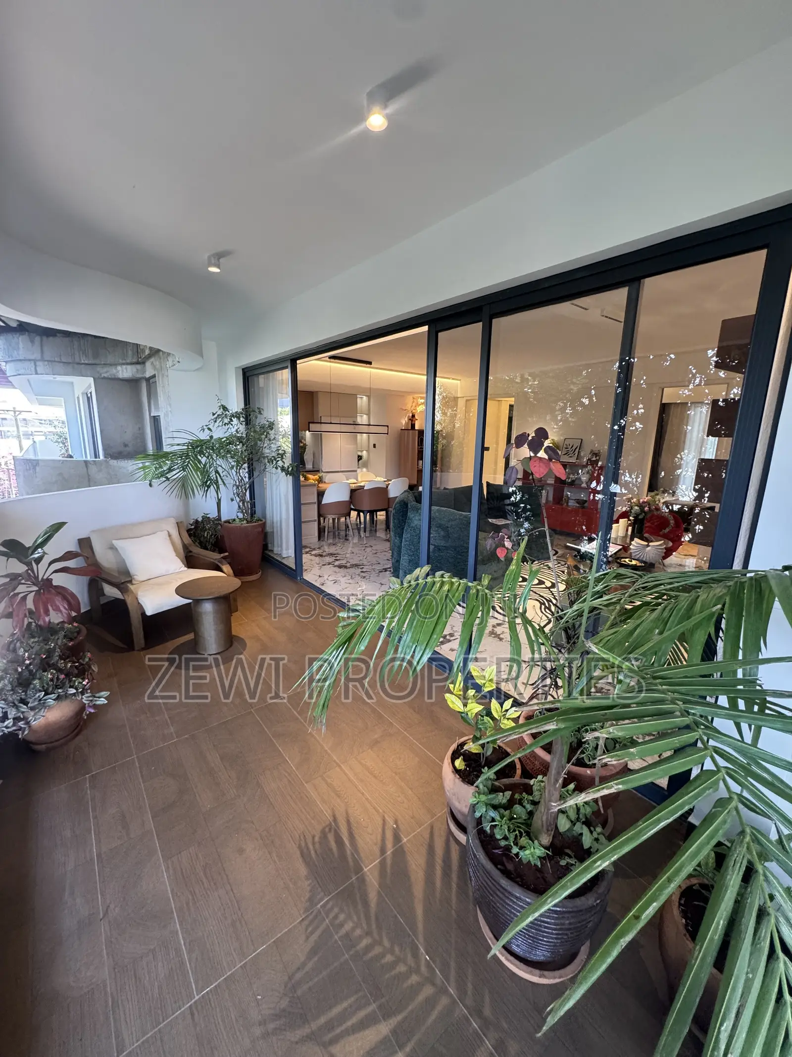 3bdrm Apartment in Westlands for sale in Westlands