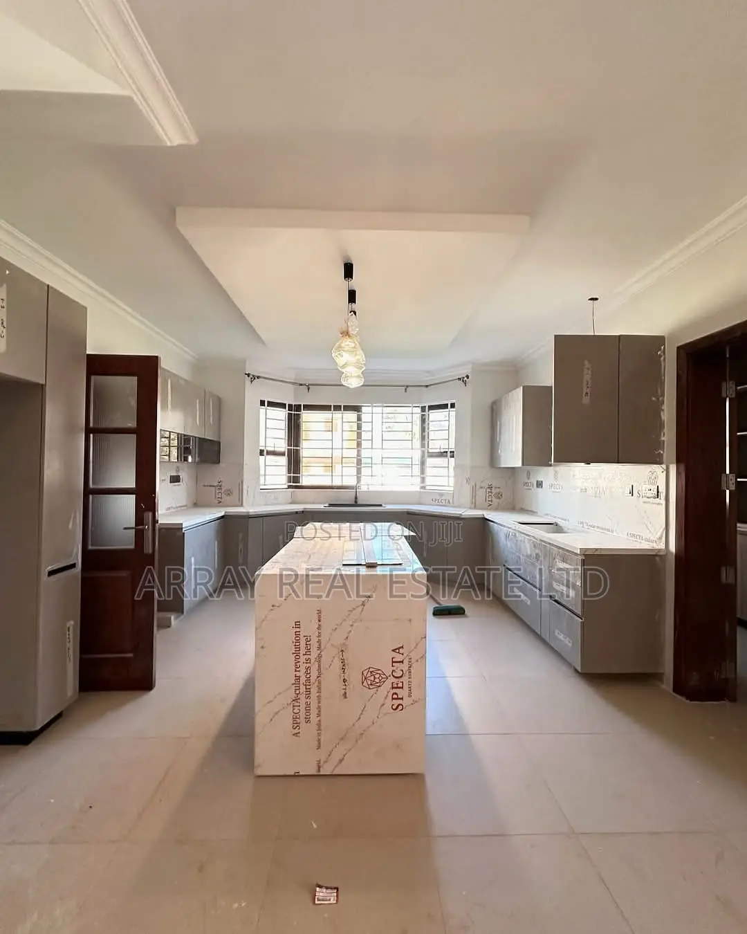 4bdrm Apartment in Hardy for sale in Hardy