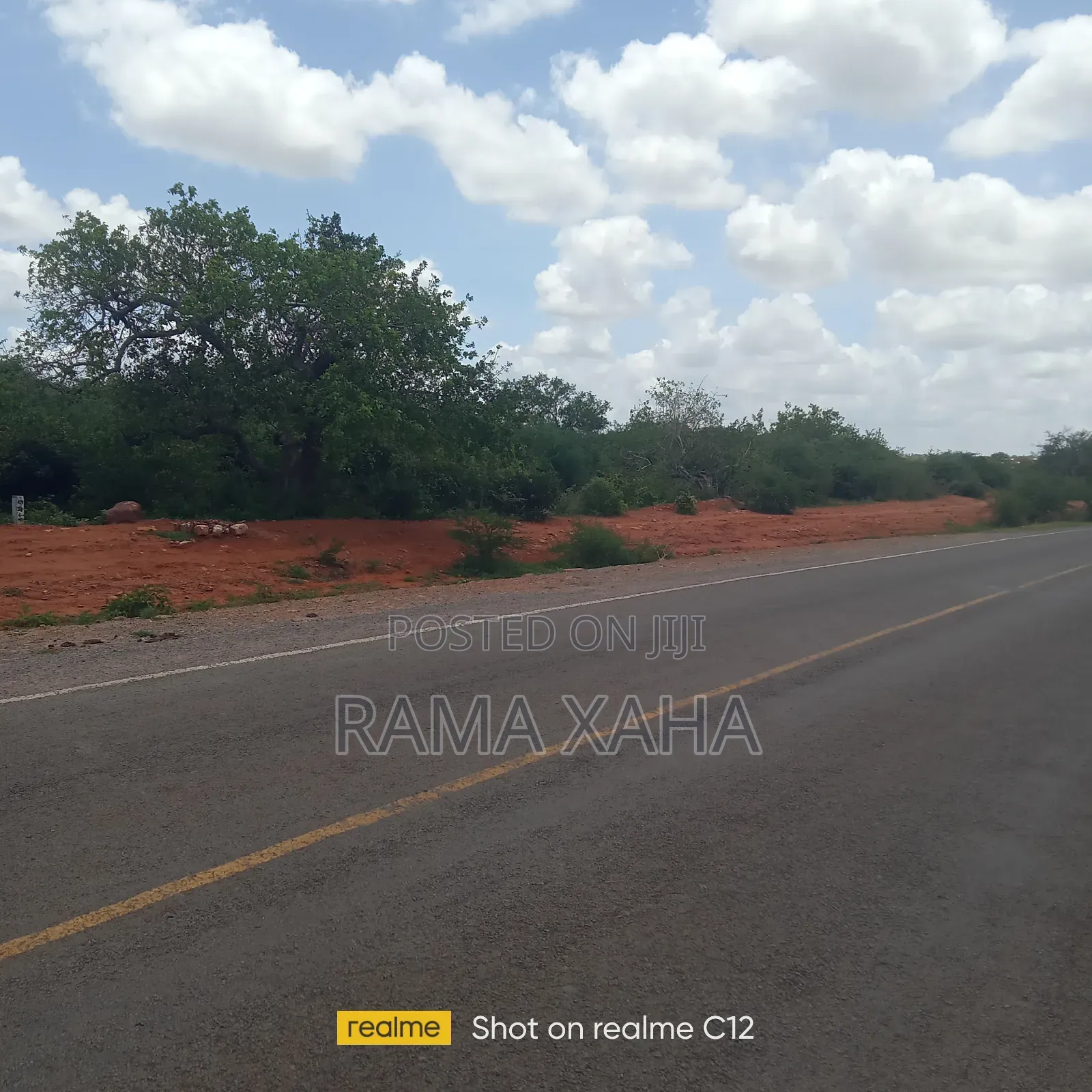 10 Acres Baolala Along the Tarmac Road in Jilore