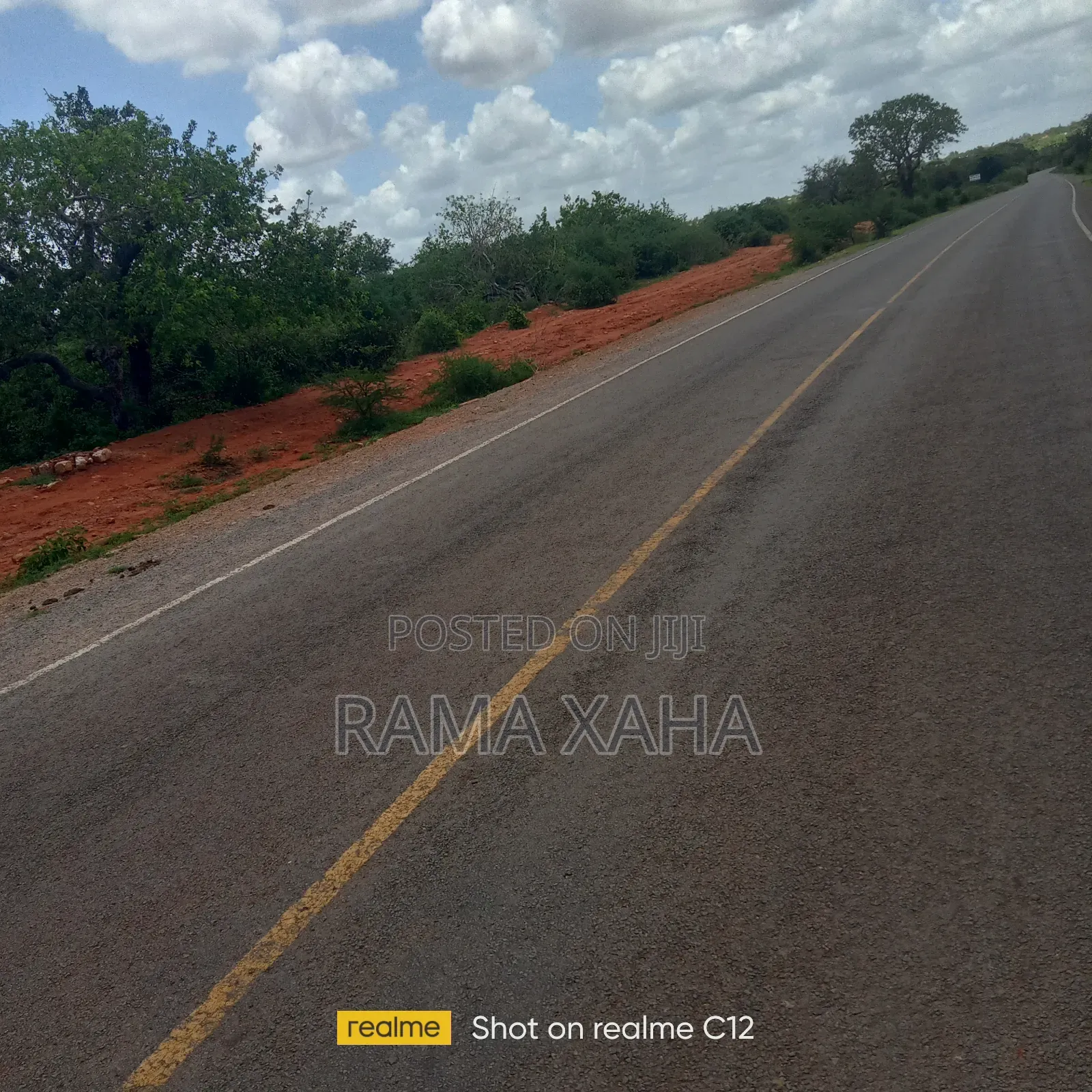 10 Acres Baolala Along the Tarmac Road in Jilore