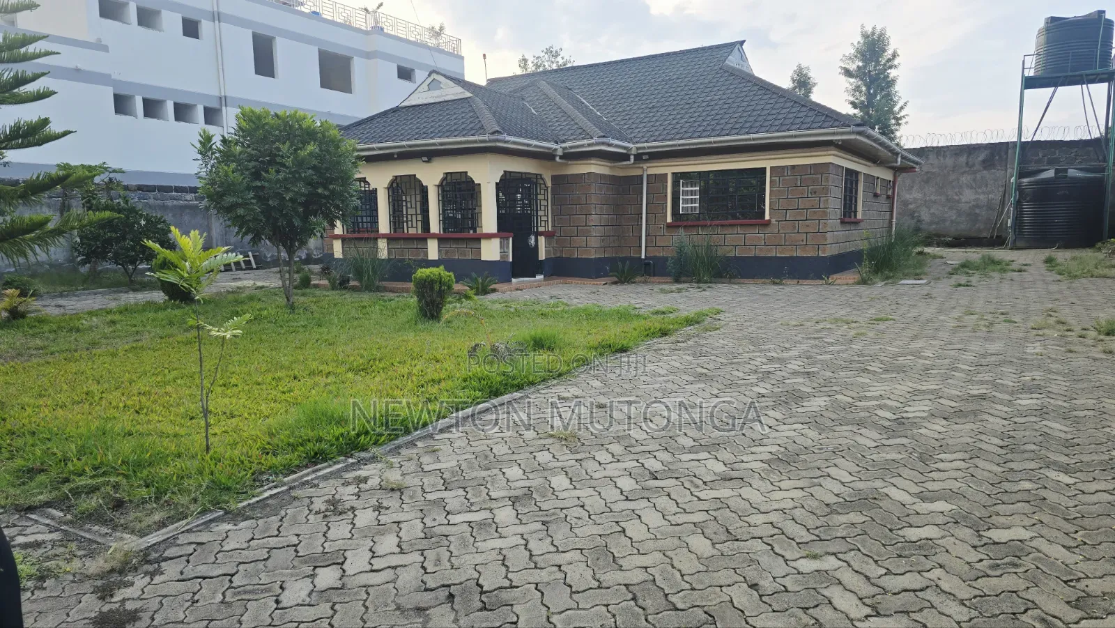 4bdrm House in Olive Inn, Nakuru Town East for sale in Nakuru Town East