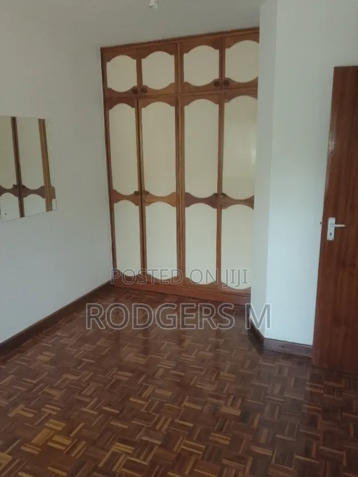 4bdrm Maisonette in State House Area for rent in State House Area