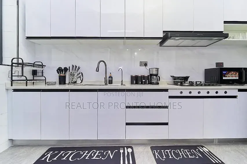 Tastefully Furnished and Serviced 2 Bedrooms Apartment With Amenities in Valley Arcade