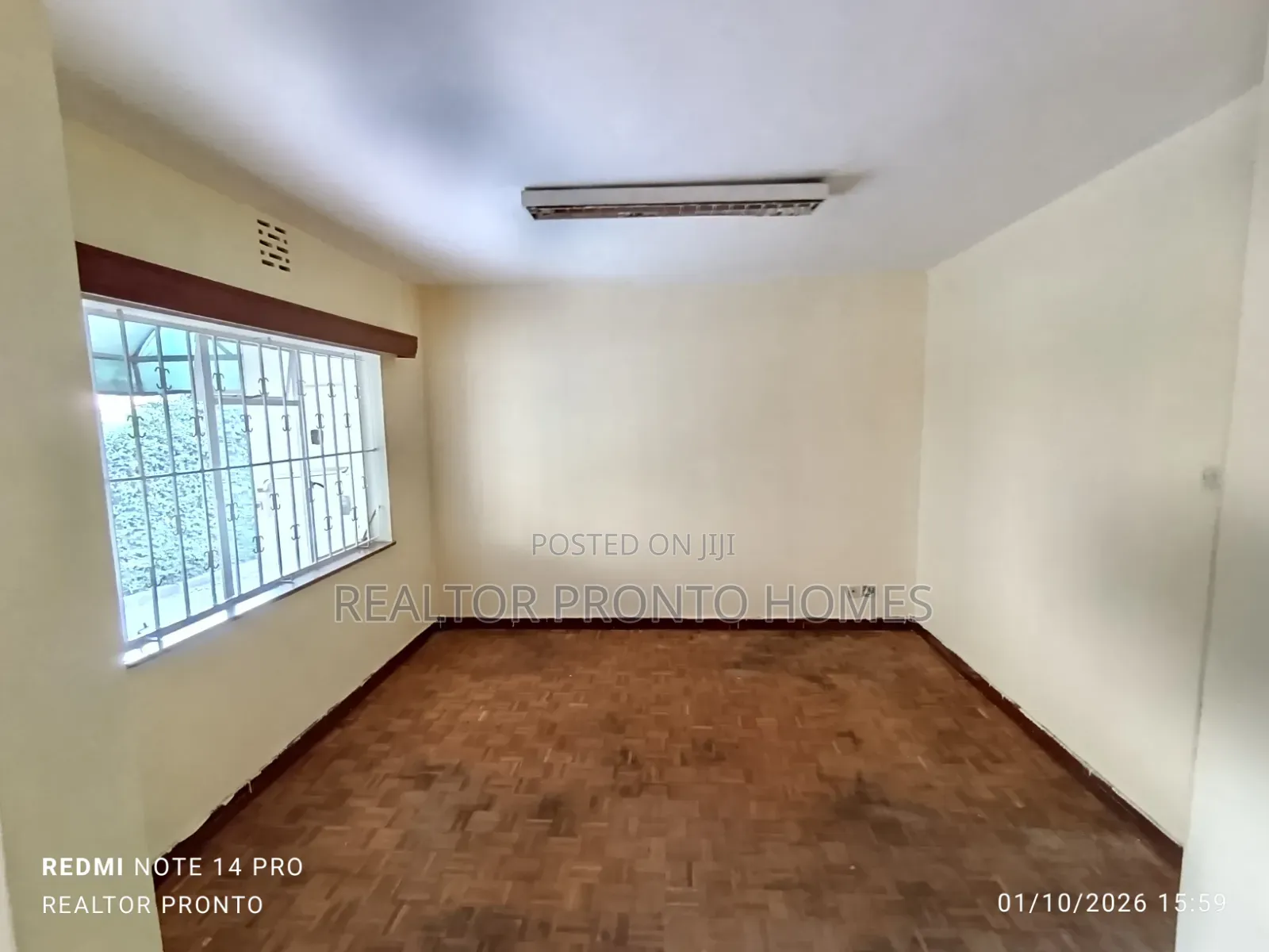 Commercial 4 Bedrooms Massionatte for Office Use in Hurlingham