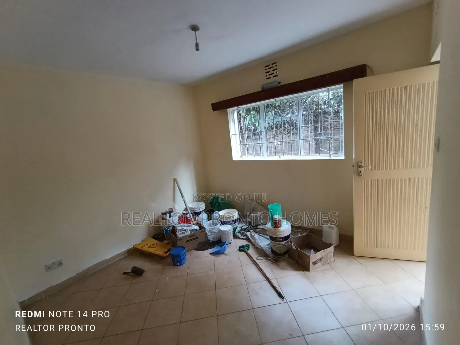 Commercial 4 Bedrooms Massionatte for Office Use in Hurlingham