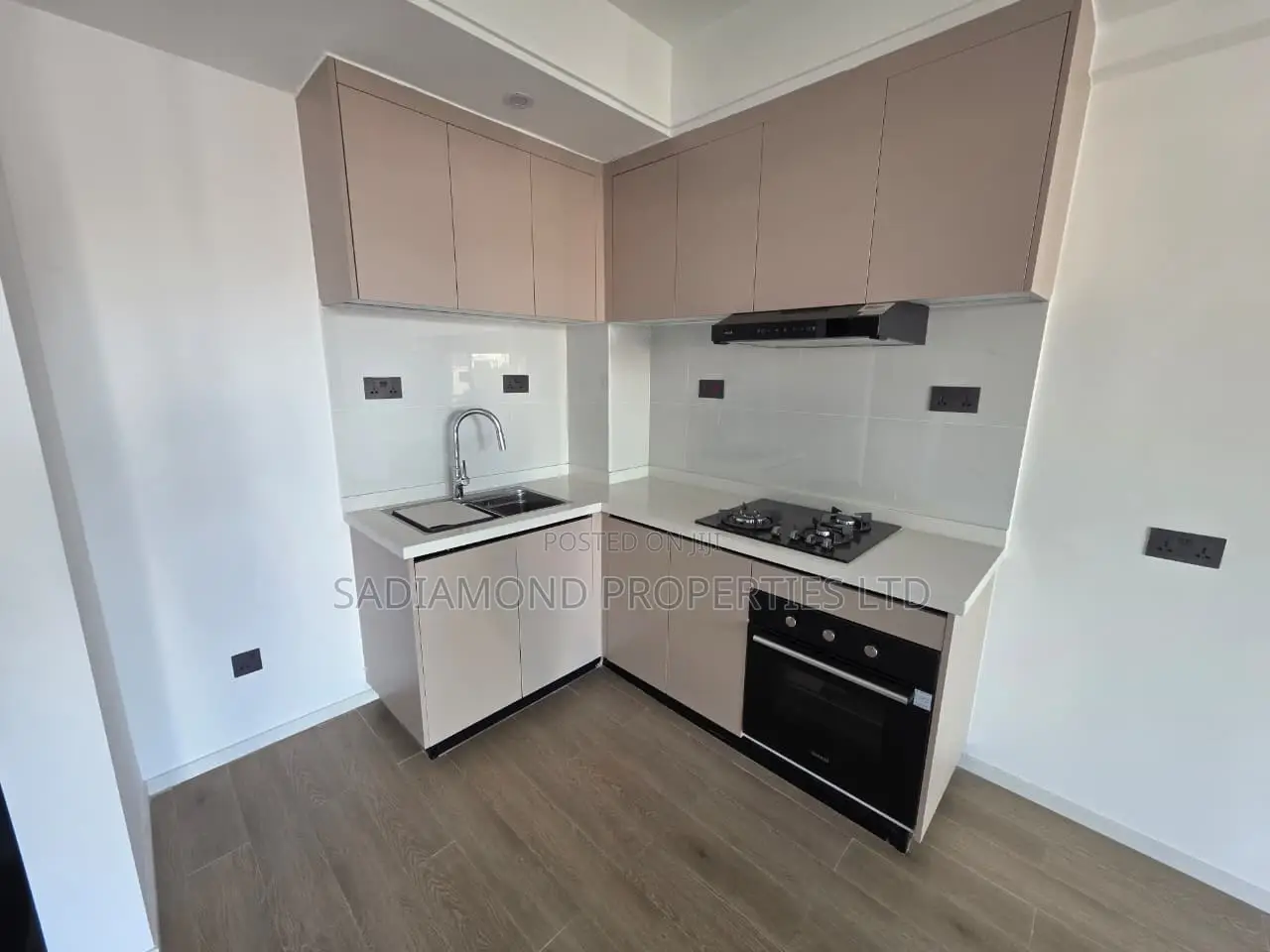 1bdrm Apartment in Raphta Road Area for sale in Raphta Road Area