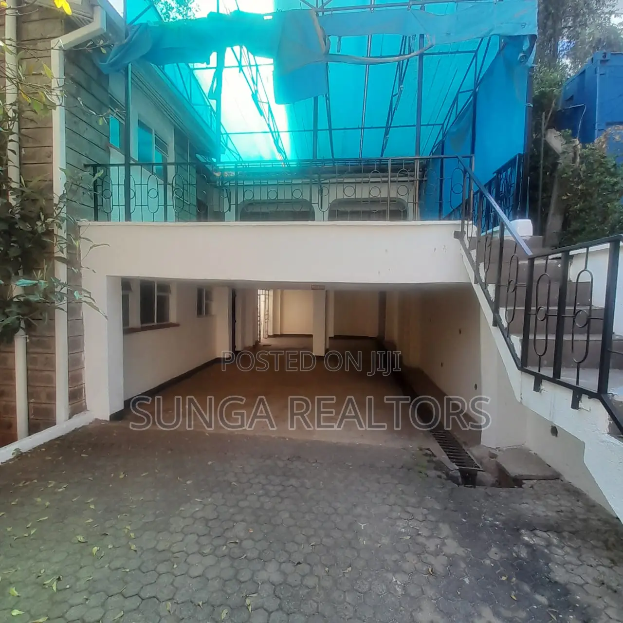 Commercial Townhouse for Rent in Lavington in Muthangari