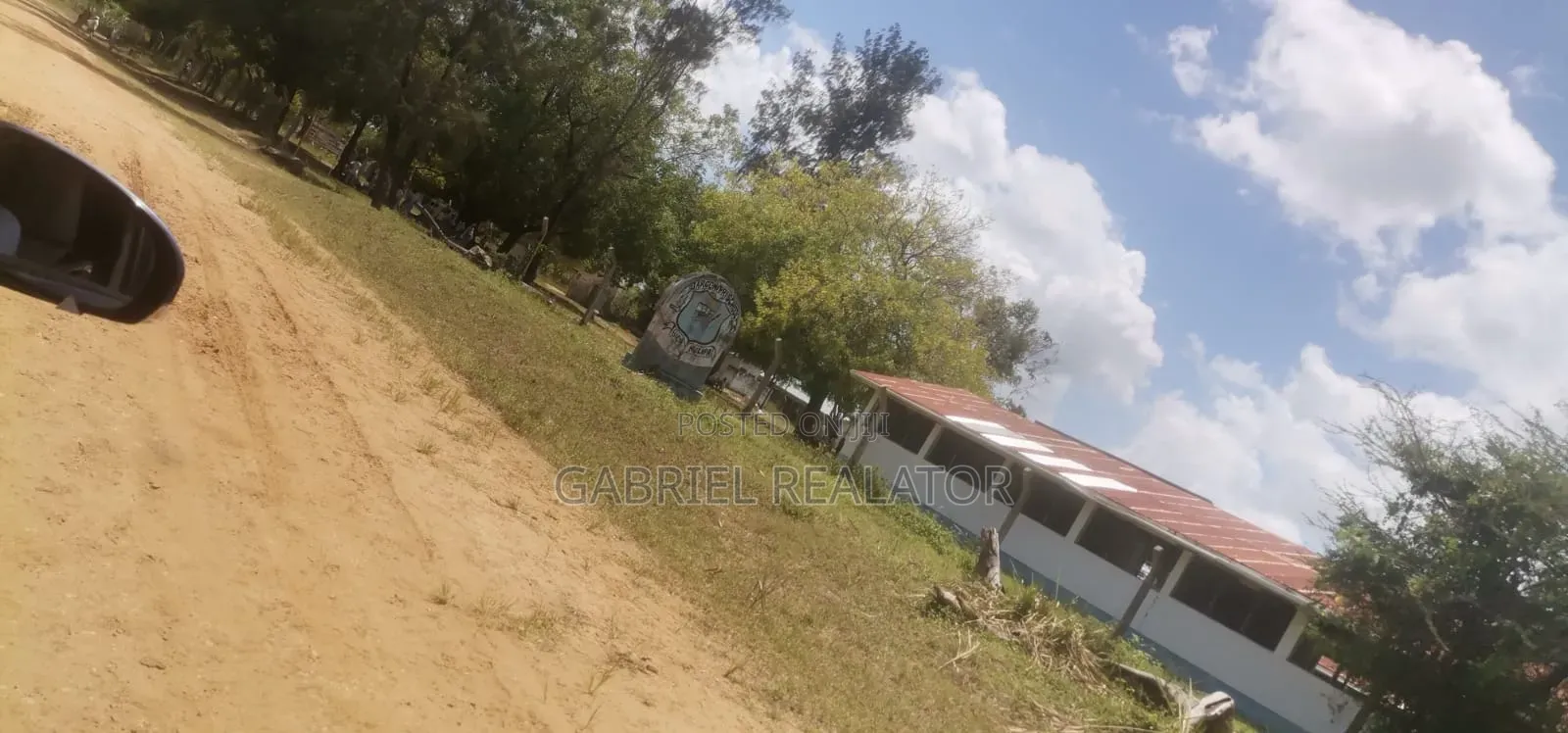 Plots for Sale in Lamu in Hindi