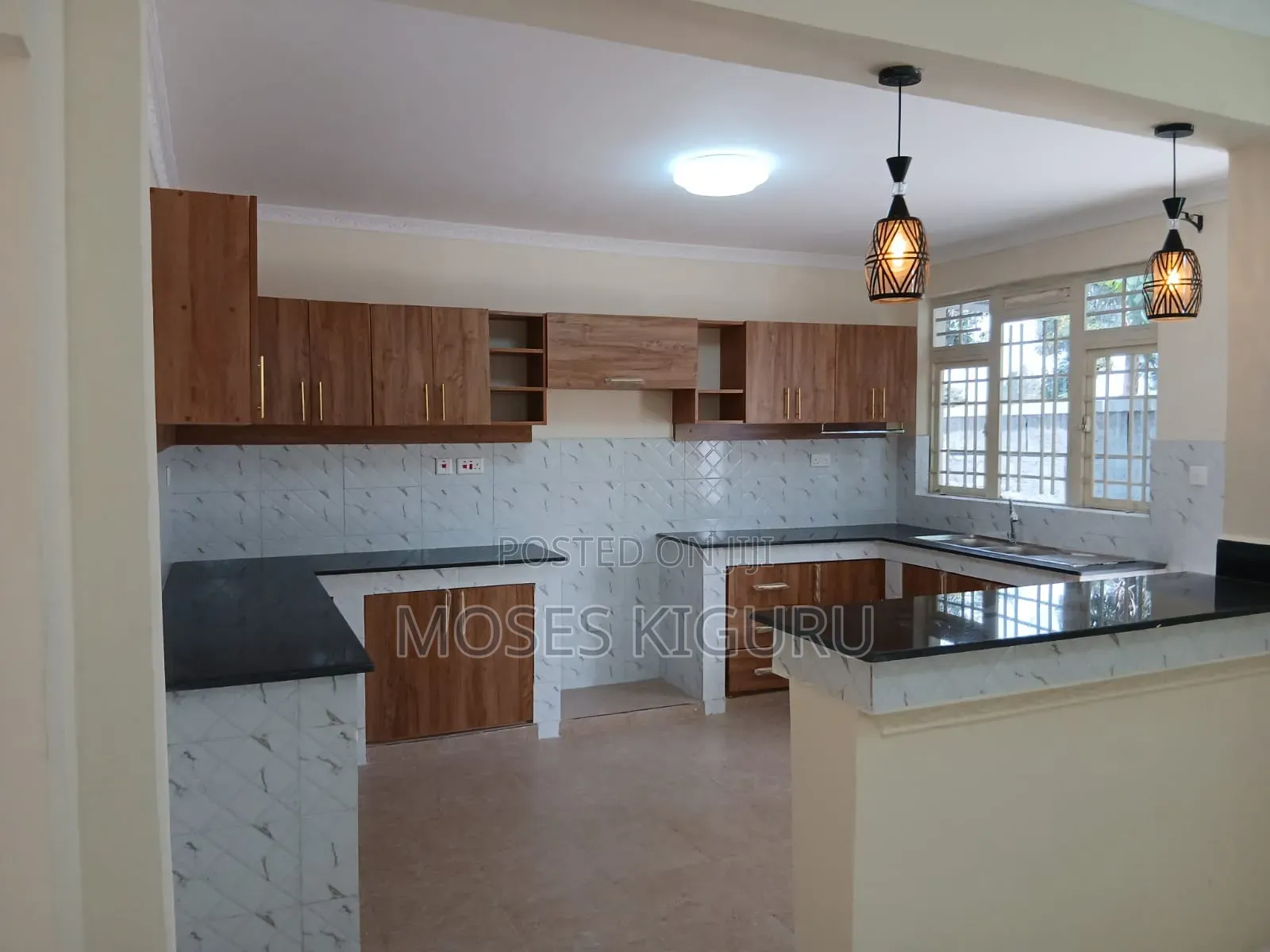 3bdrm Bungalow in Toll for rent in Toll Estate