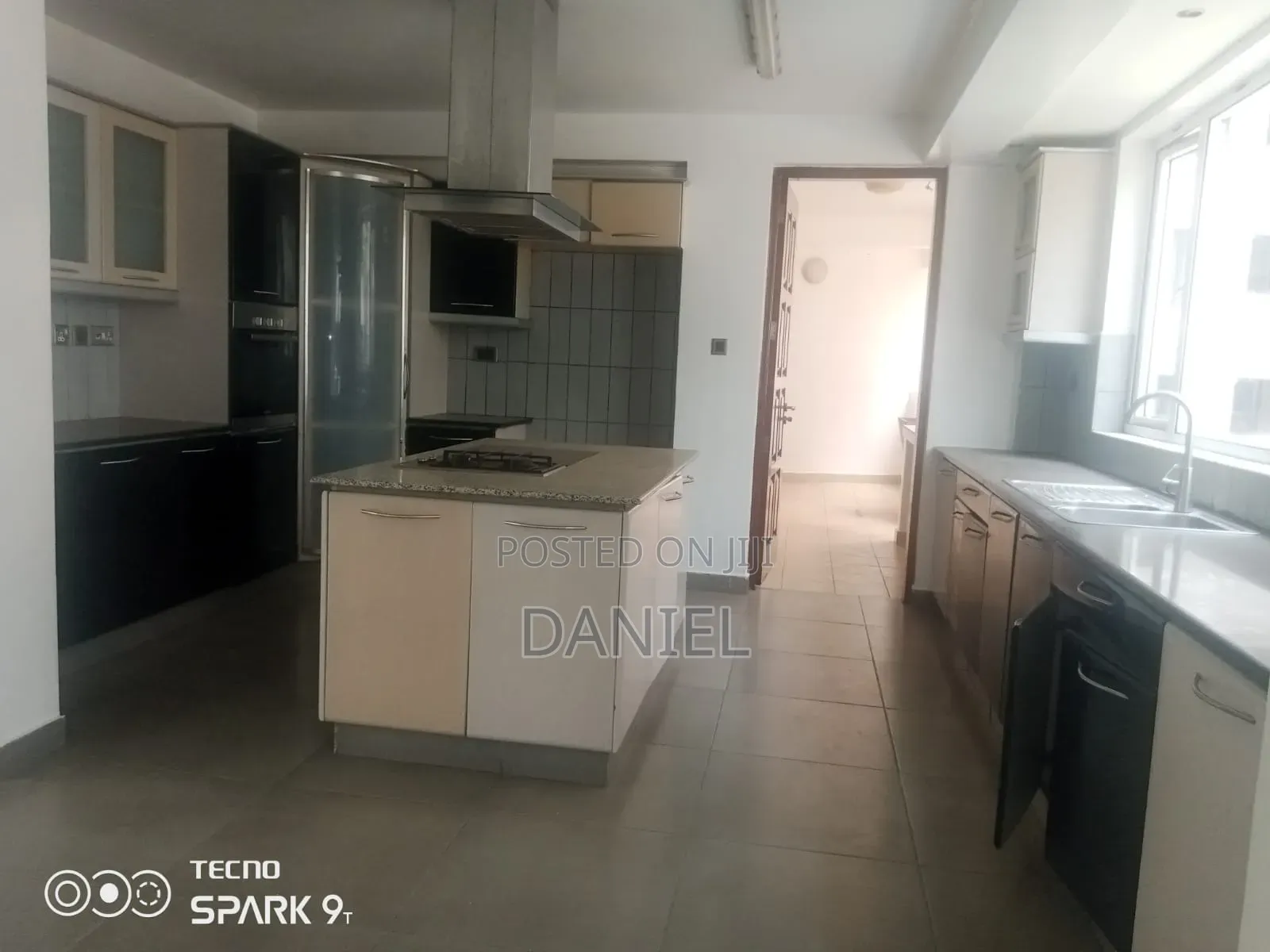 3bdrm Apartment in Riverside Drive for rent in Riverside Drive