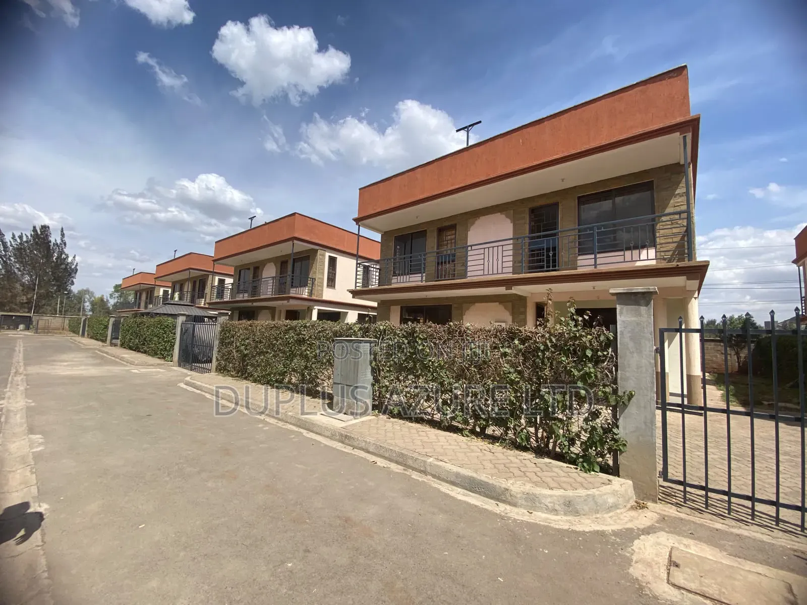 5bdrm Maisonette in Gateway Mall Area for rent in Gateway Mall Area