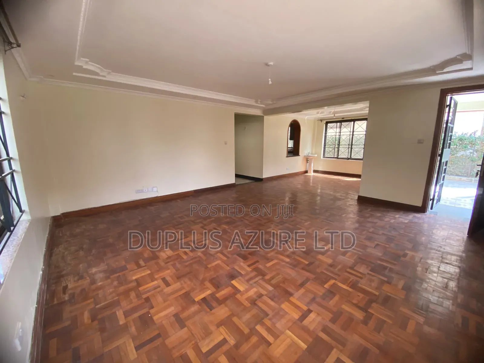 5bdrm Maisonette in Gateway Mall Area for rent in Gateway Mall Area