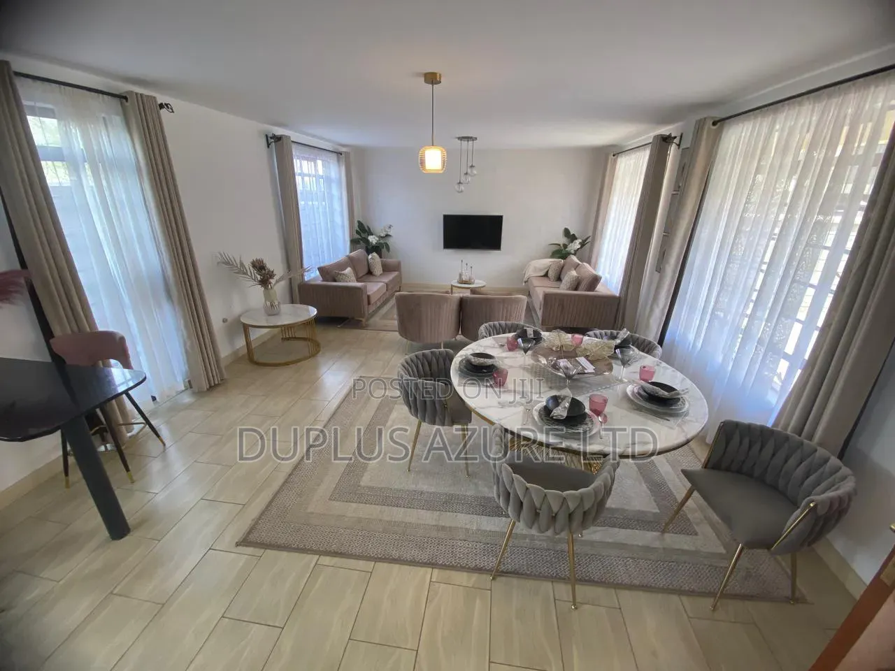 4bdrm Maisonette in Gateway Mall Area for sale in Gateway Mall Area