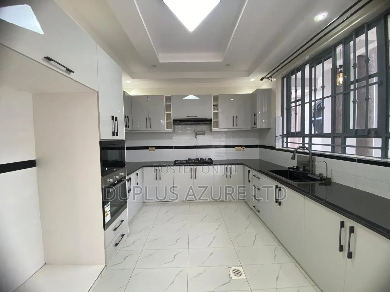 5bdrm Villa in Kimbo for sale in Kimbo