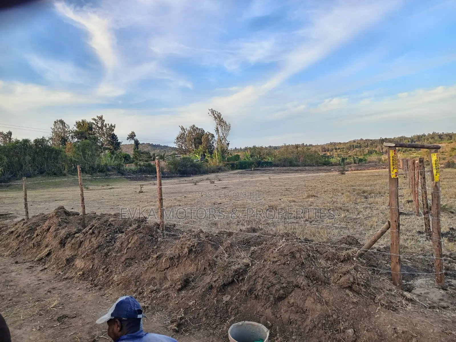 Land for Sale 2 Acres 
Kaguku Junction Behind Mugumo Secondary 
3.5m in Ithanga