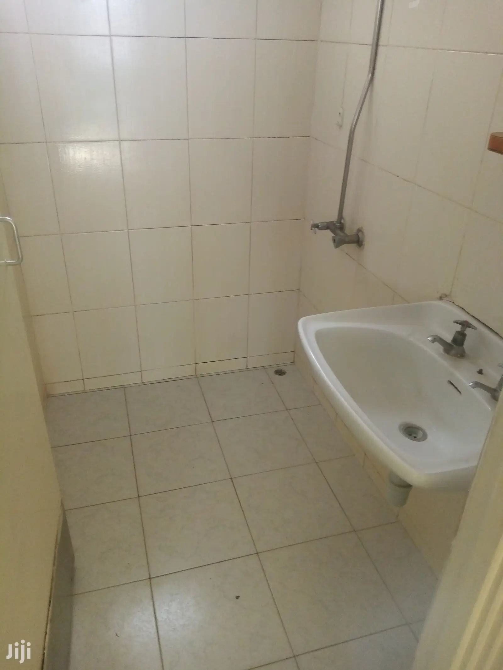 Rent 3-Bedroom House in Buruburu - Ideal Location, Ideal Home! in Harambee