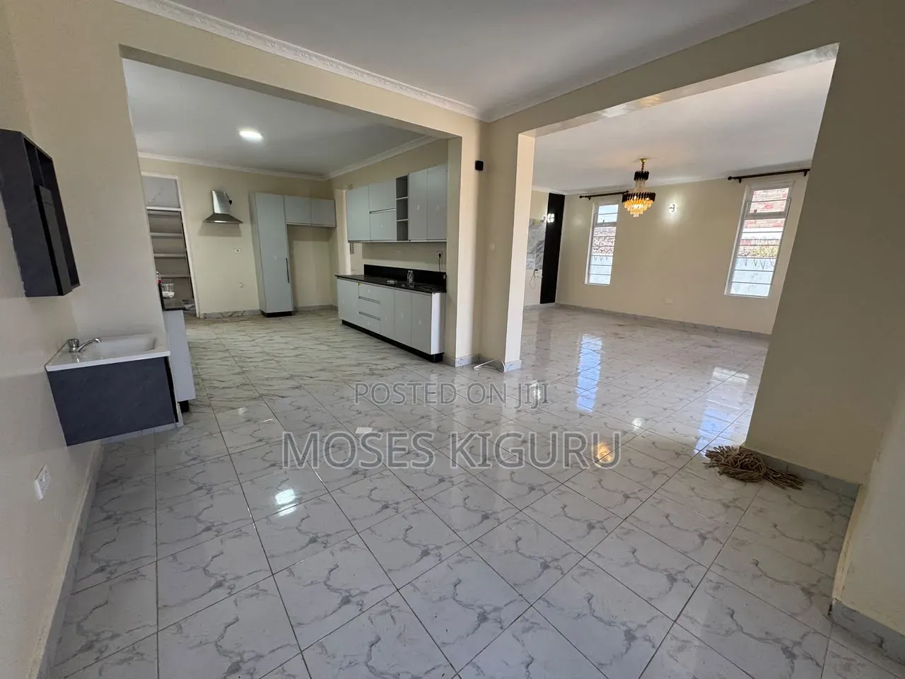 4bdrm Maisonette in Membley for rent in Membley Estate
