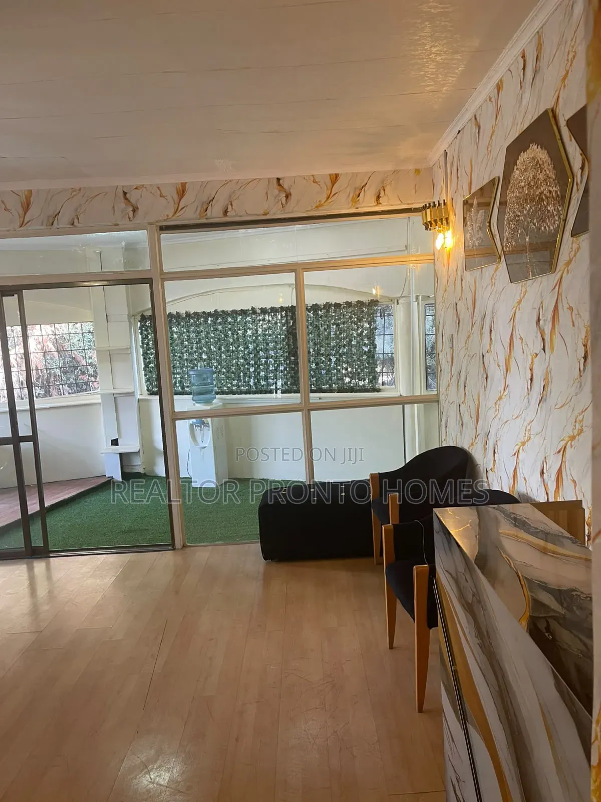 Spacious Office Space in Valley Arcade