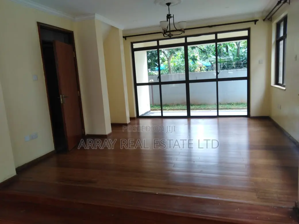 Furnished 4bdrm Villa in Aspire Villas, Riverside Drive for sale in Riverside Drive