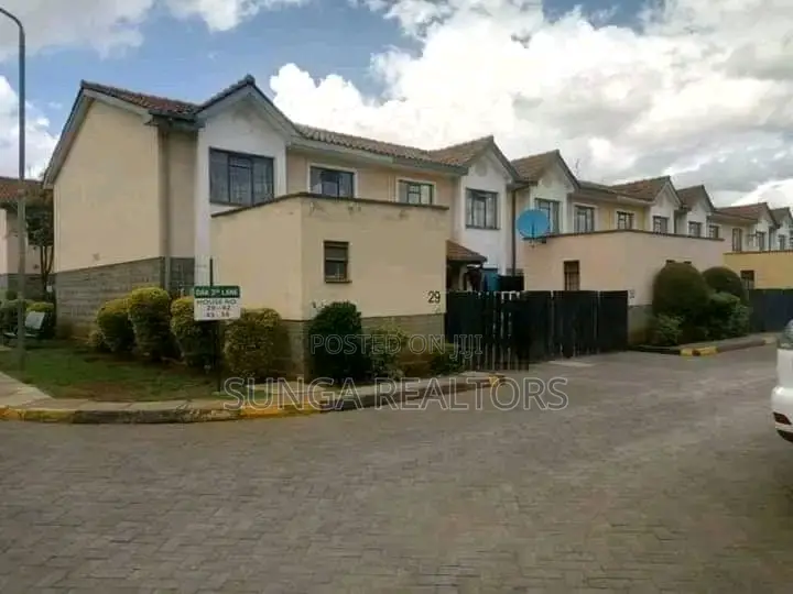 3bdrm House in Gateway Mall Area for sale in Gateway Mall Area