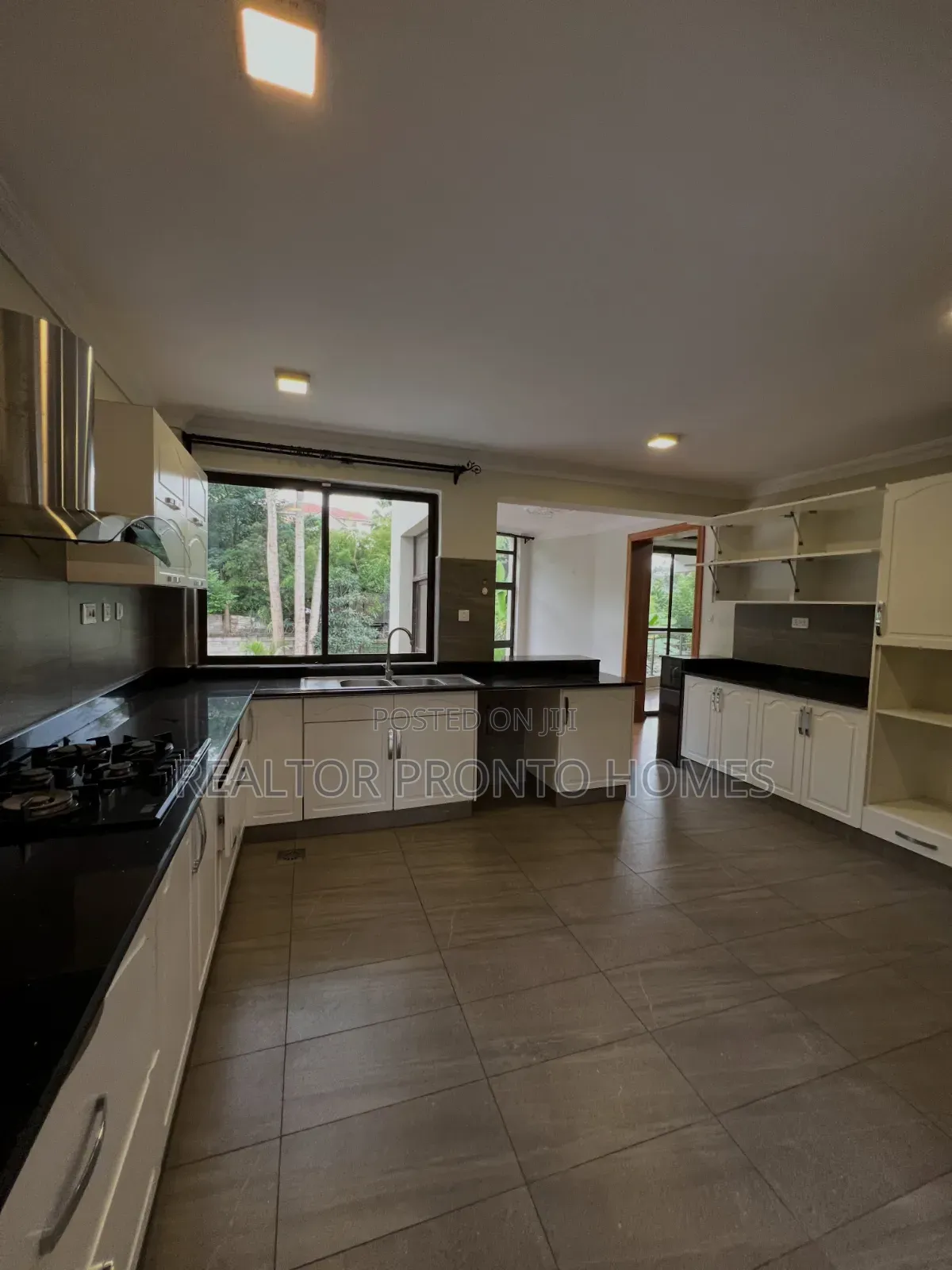 4bdrm Townhouse / Terrace in Lavington, Muthangari for rent in Muthangari