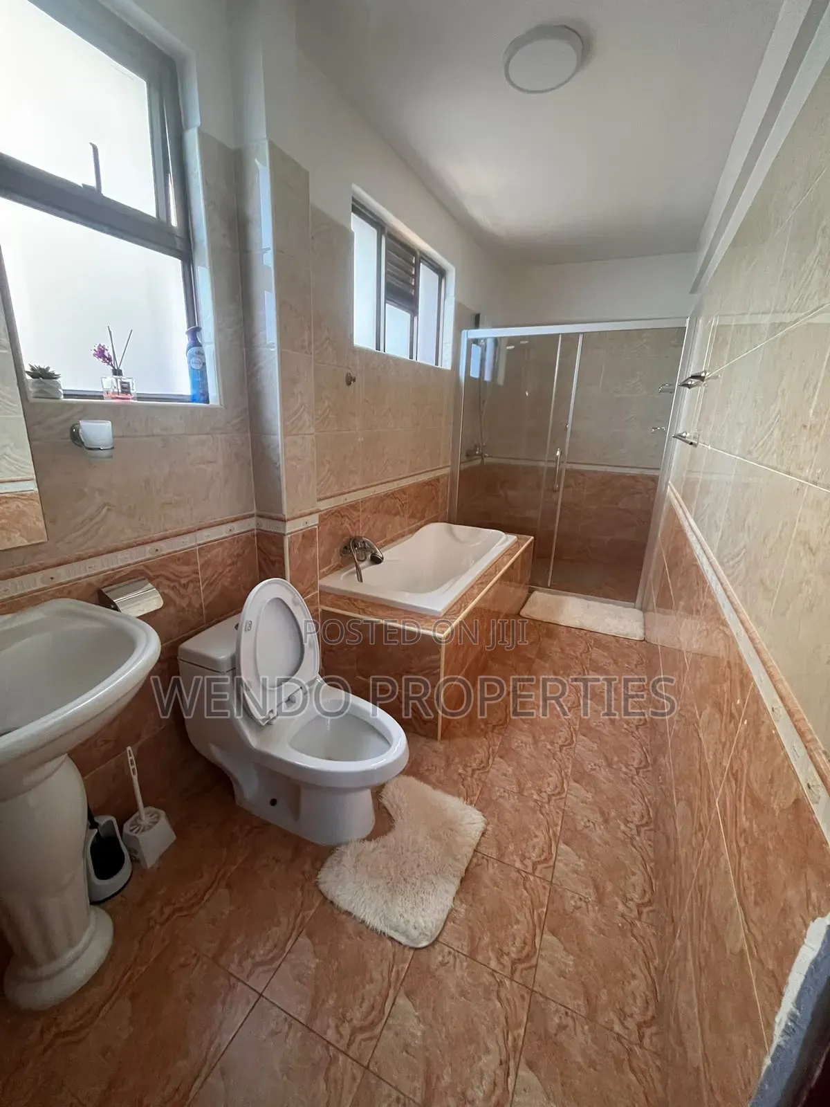 Furnished 4bdrm Apartment in Hurlingham for rent in Hurlingham