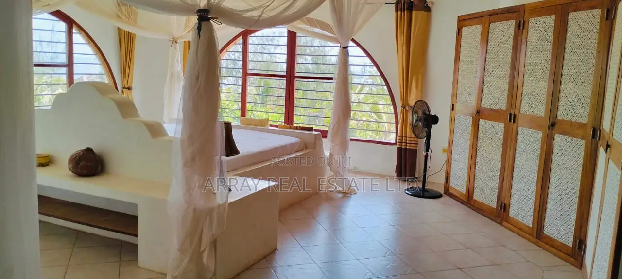 Furnished 4bdrm Villa in Atamu Lono Hotel, Town Centre for sale in Town Centre