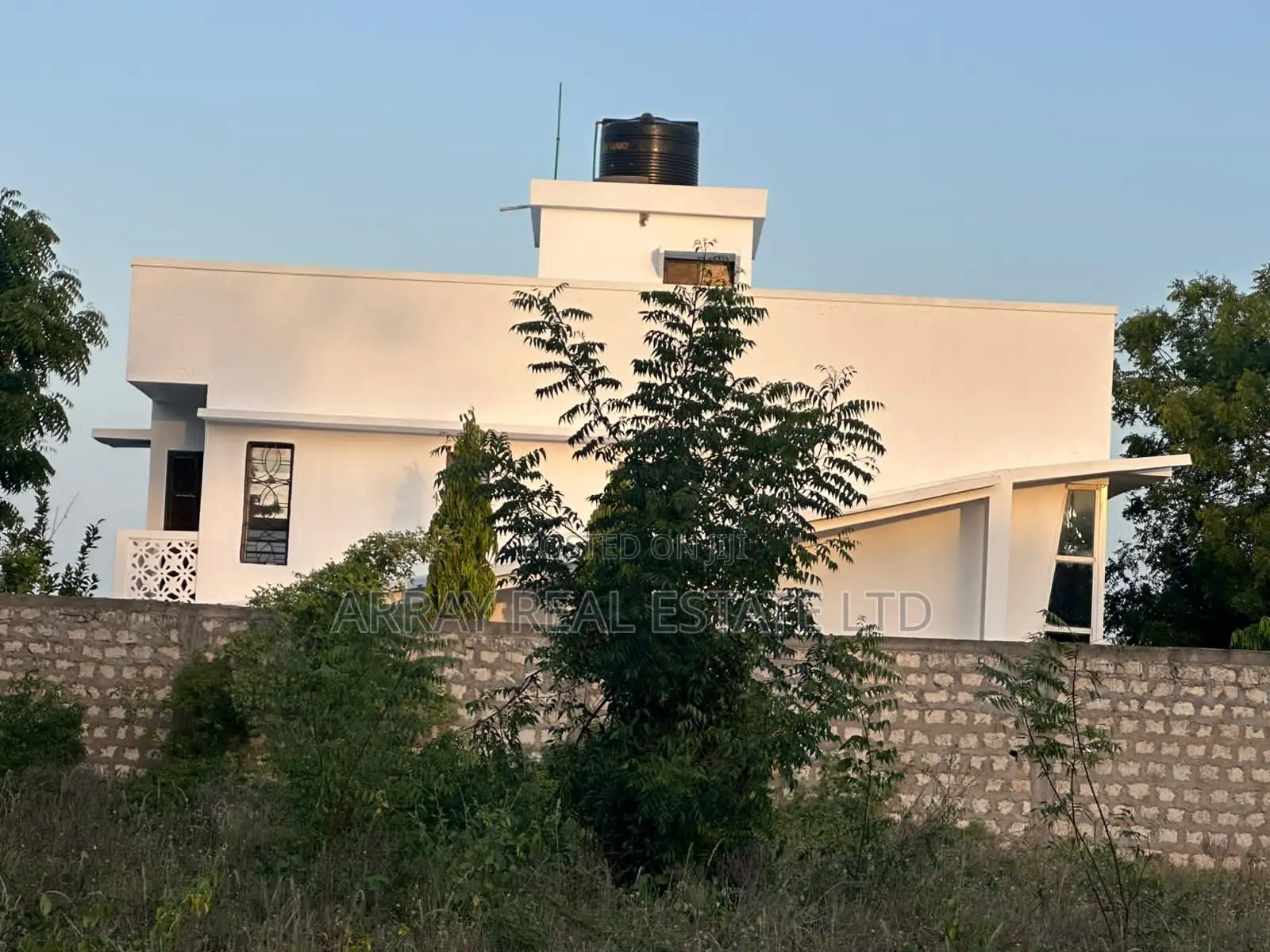 Furnished 2bdrm Maisonette in Ganda for sale in Ganda